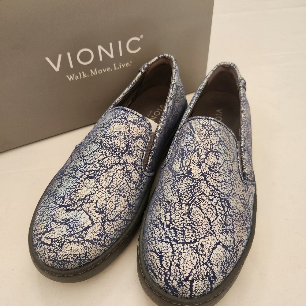Vionic Pro slip on shoes size 6 blue metallic Mahnoey Avery
